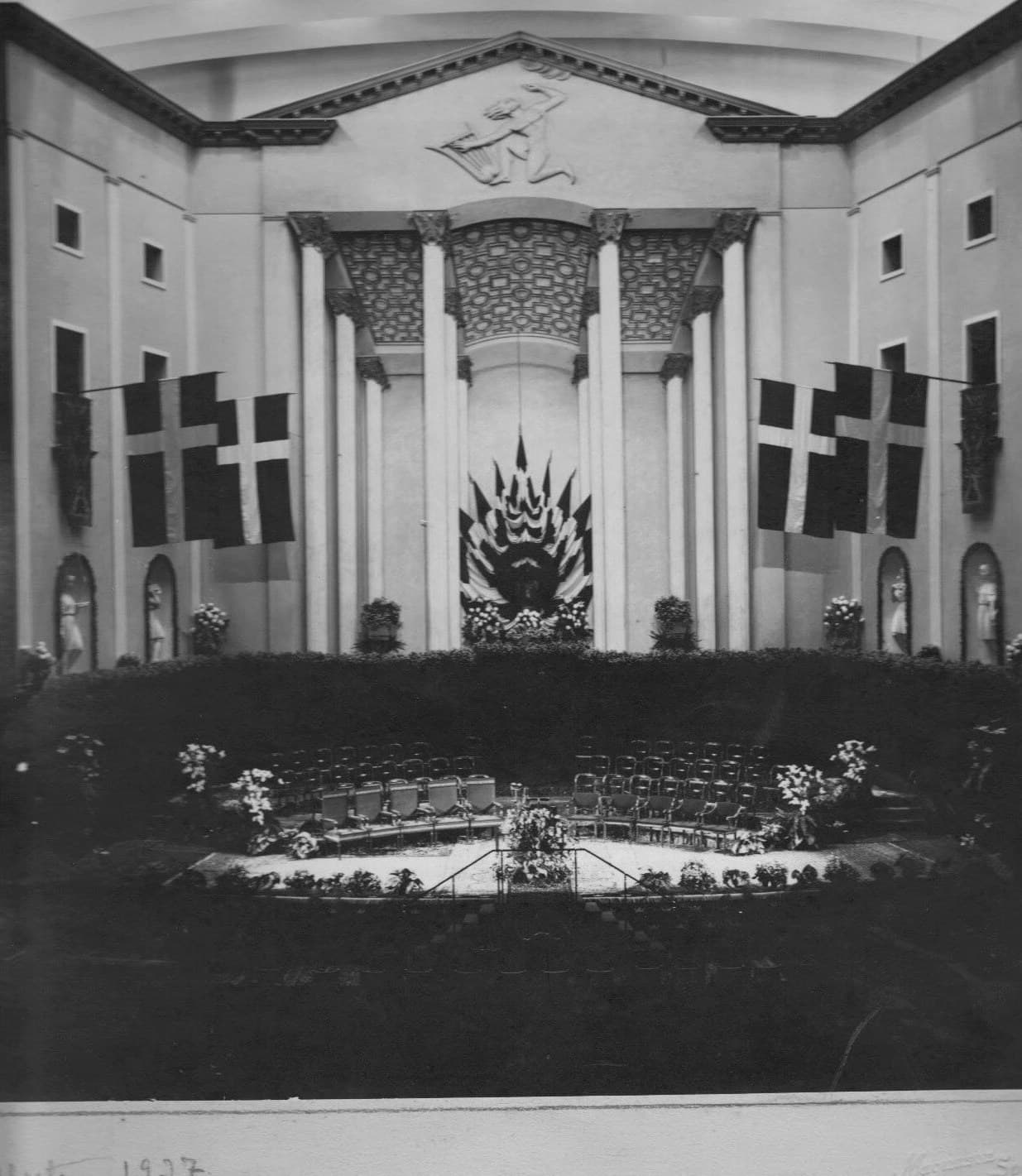Blomsterleverans vid Konserthuset